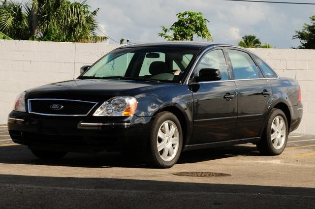 Ford Five hundred SE