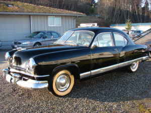 Kaiser DeLuxe 2-Door Sedan