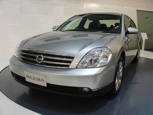 Nissan Maxima Ti Clth 35