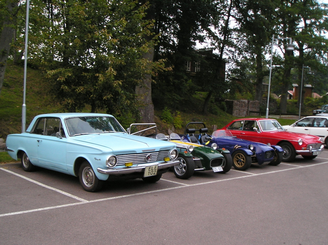 Chrysler Valiant VG 2dr HT