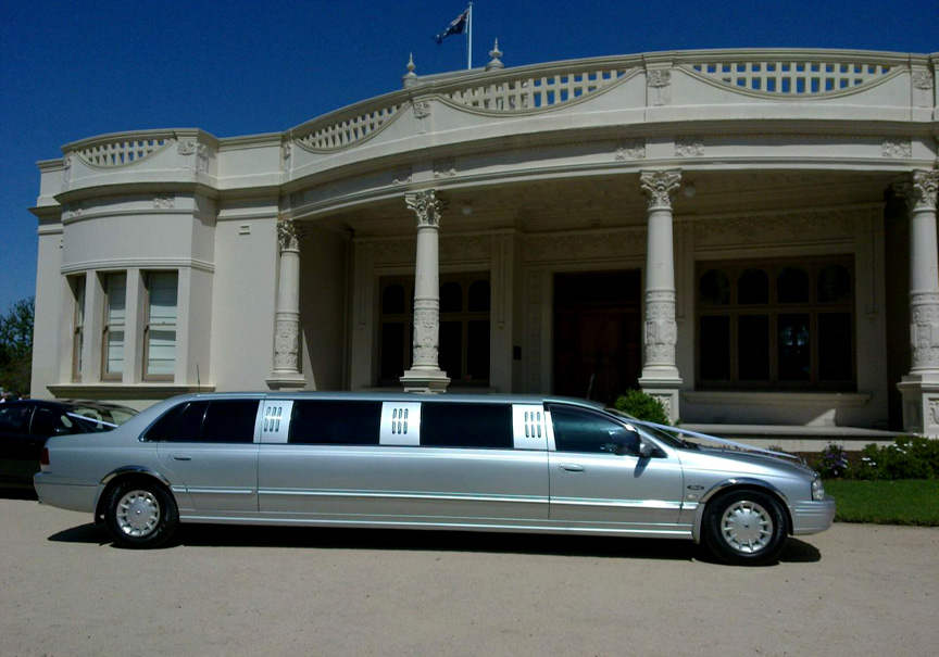 Ford LTD Limo