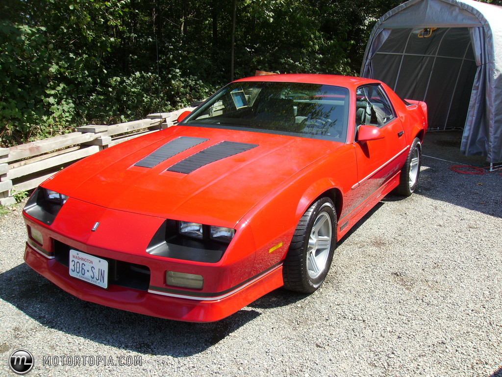 Chevrolet Camaro Z28 IROC