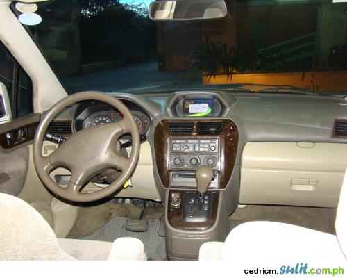 Mitsubishi Chariot Grandis Exceed GDi