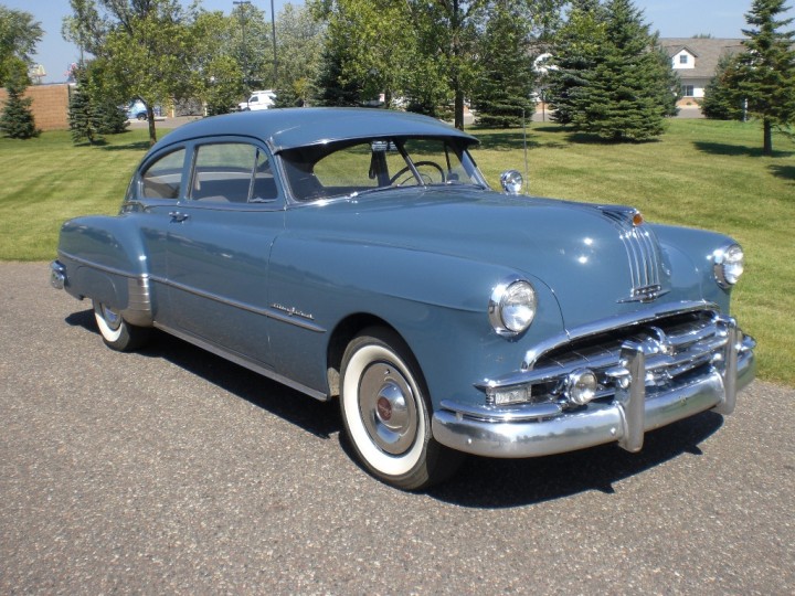 Pontiac Streamliner Eight sedan