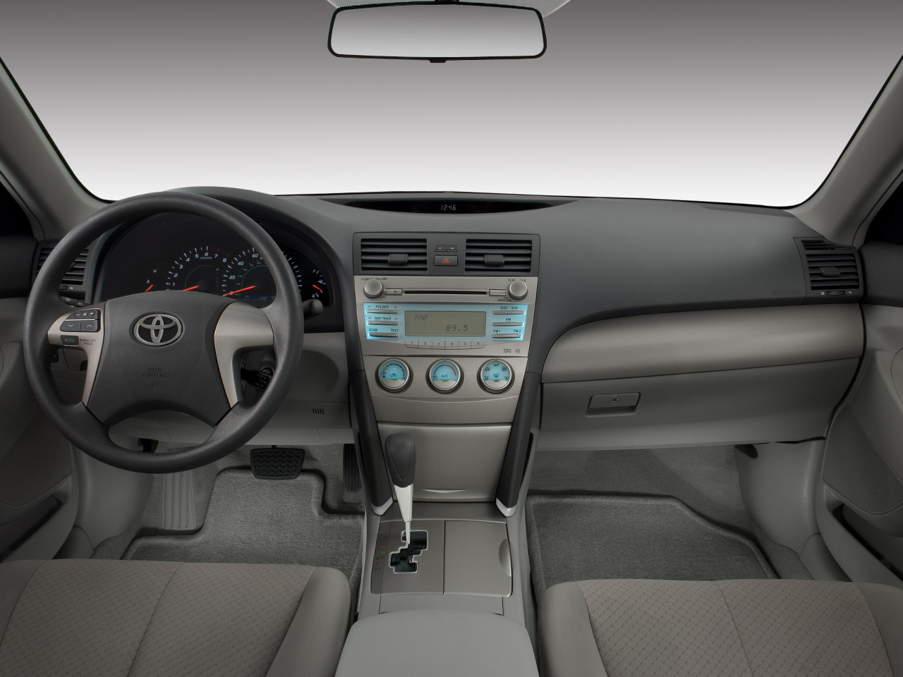 Toyota Camry Xle Picture 10 Reviews News Specs Buy Car