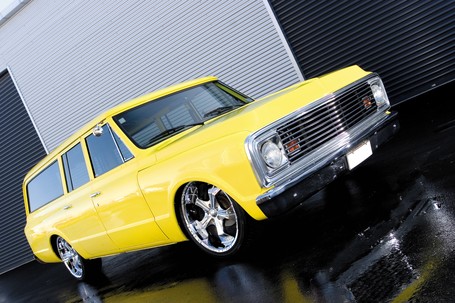 Chevrolet C-10 Custom Suburban