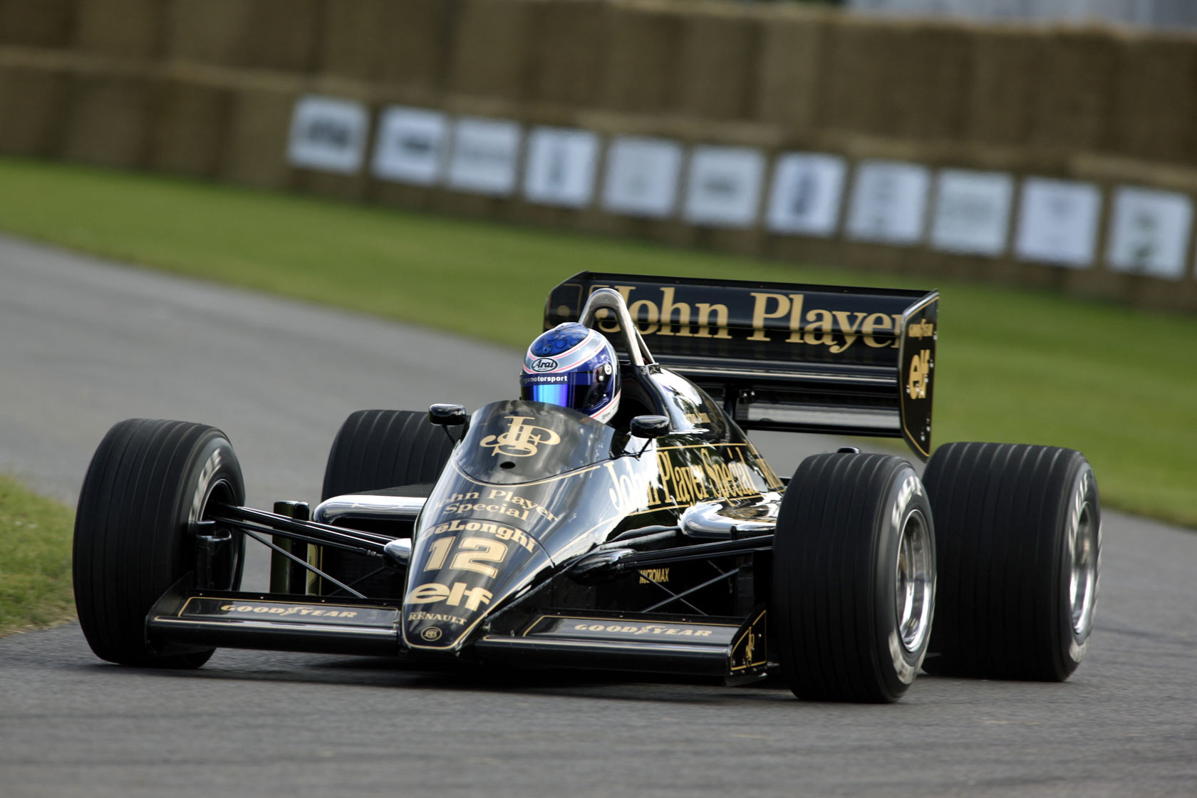 Lotus 98T