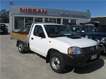 Nissan Navara DX 2WD