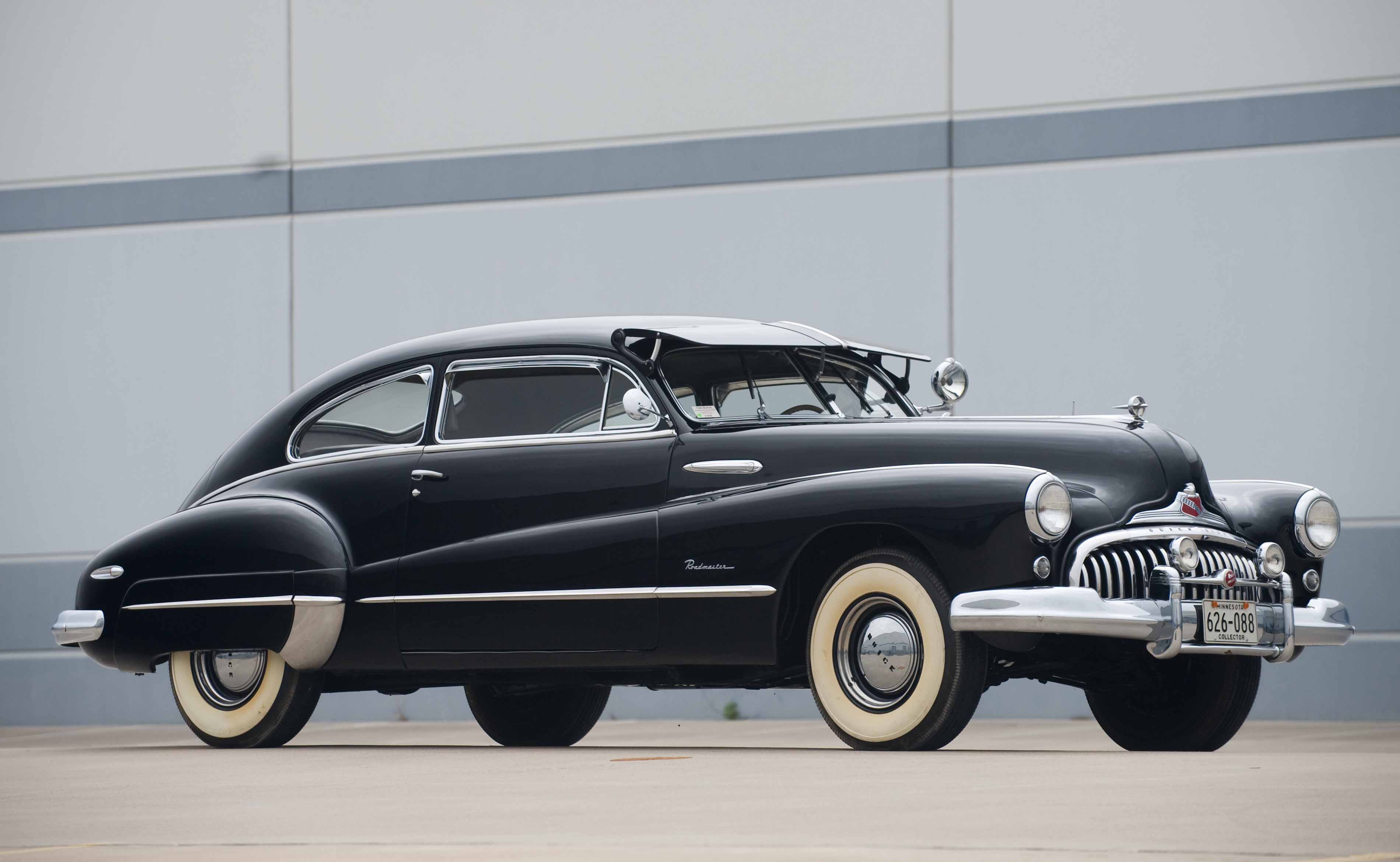 Buick Roadmaster Sedanet