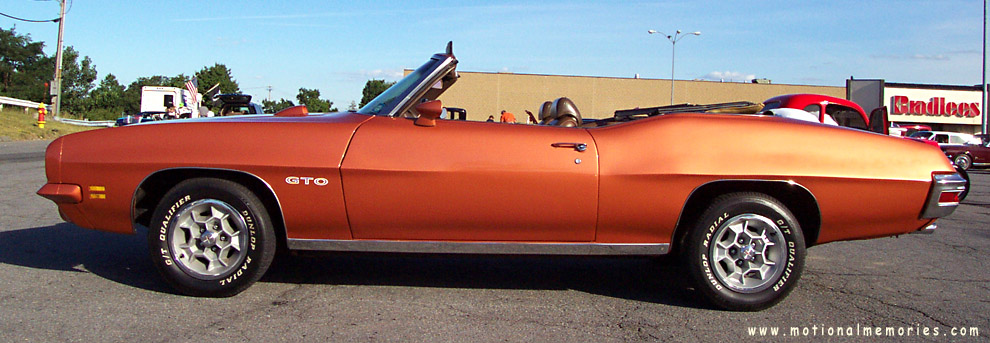 Pontiac GTO convertible