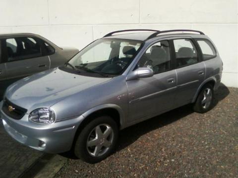 Chevrolet Corsa Classic 17D GL Wagon