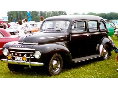 Volvo PV 832