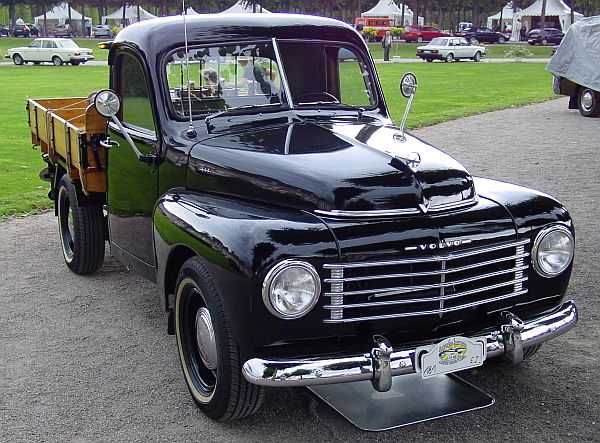 Volvo PV445