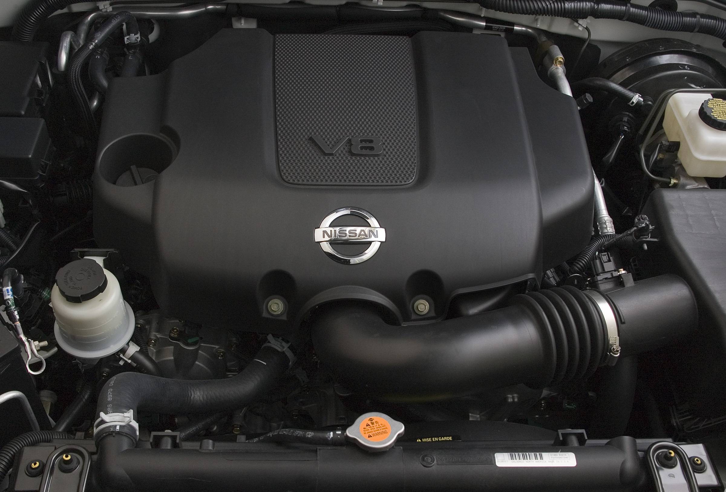 Nissan Pathfinder V8