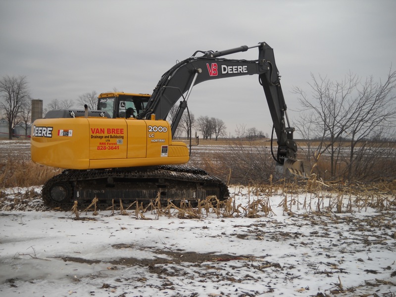 John Deere 200D LC