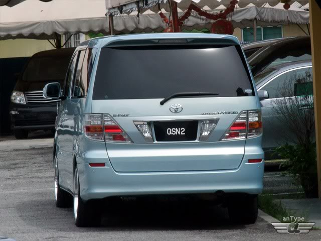 Toyota Alphard Hybrid