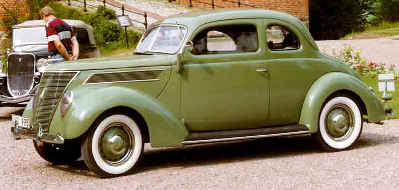 Ford Model 78 coupe