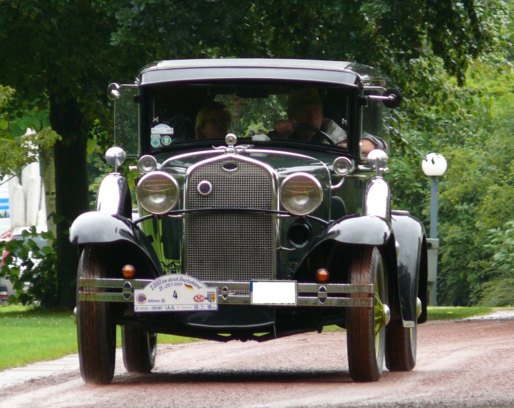 Ford A Coupe de Luxe