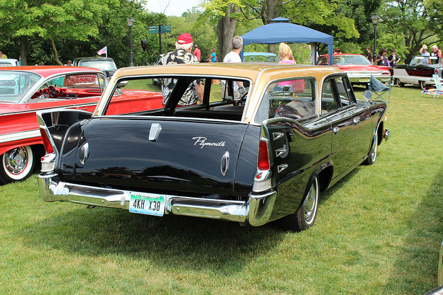 Plymouth Fury Suburban wagon