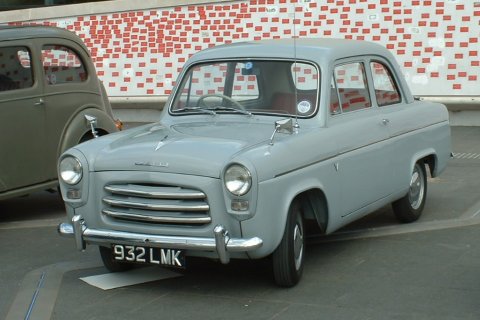 Ford Angllia 100E