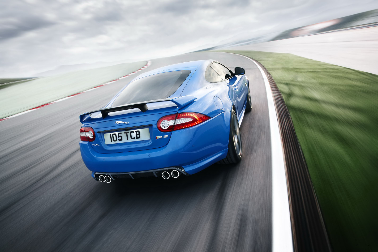 Jaguar XKR-S