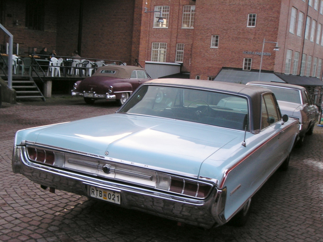 Chrysler Windsor De Luxe Newport 2dr HT