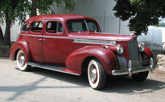 Packard Special 4-Dr Sedan