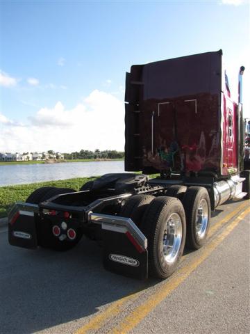 Freightliner CC132 Coronado