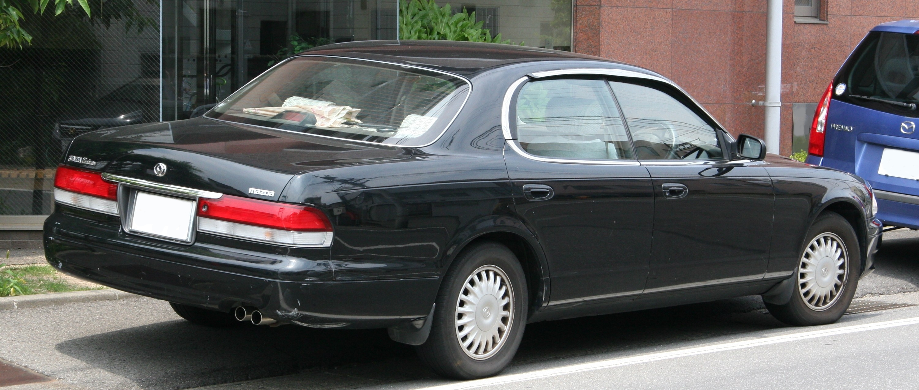 Mazda Sentia