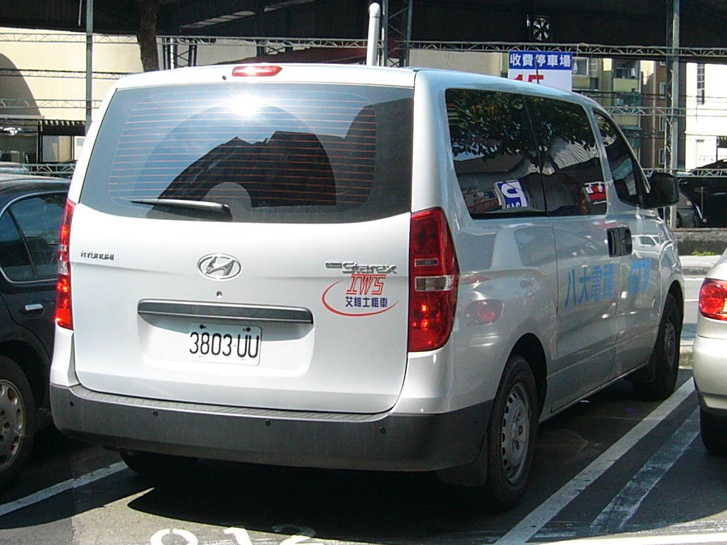 Hyundai Starex