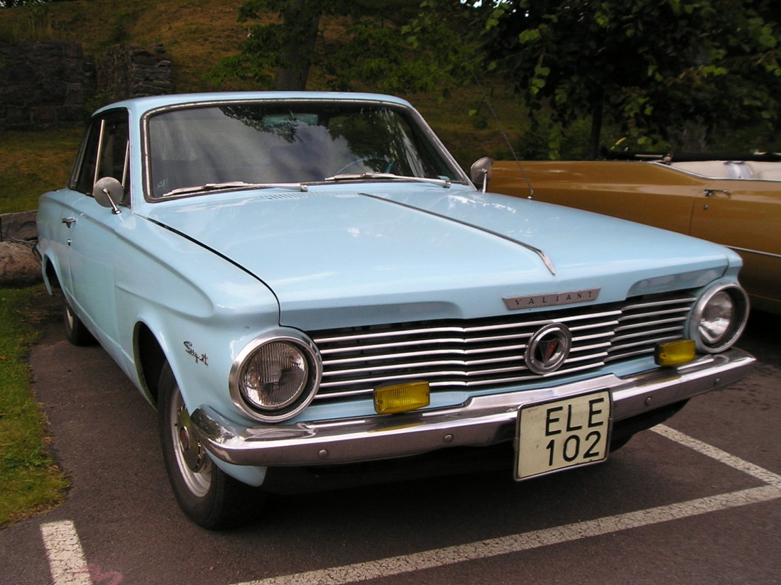 Chrysler Valiant Signet 2dr HT