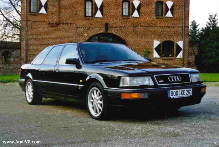 Audi V8