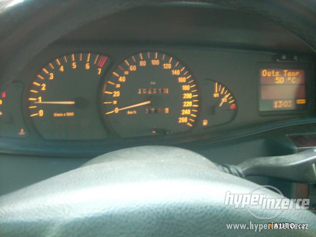 Opel Omega B 30i