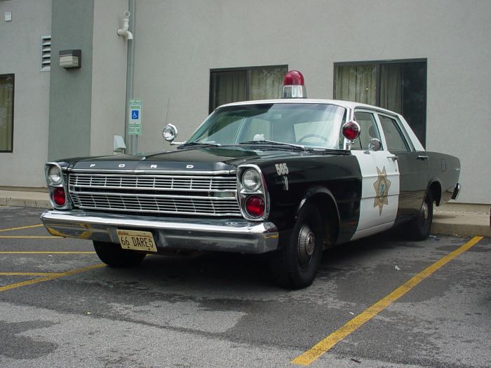 Ford Custom Police car