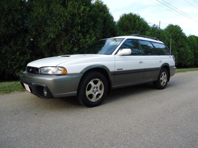 Subaru Legacy Outback 30R