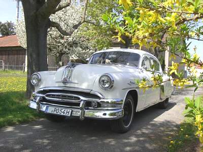 Pontiac Super Chief 4dr sedan