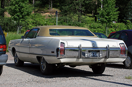 Chrysler Newport Custom HT Sedan