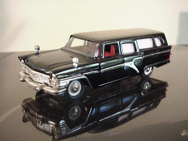 GAZ 13