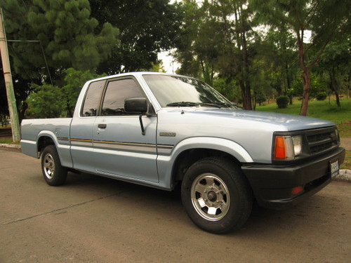 Mazda SE-5 extra cab