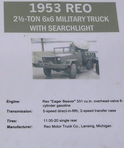 REO 2 Ton 6X6 Military Truck with Searchlight