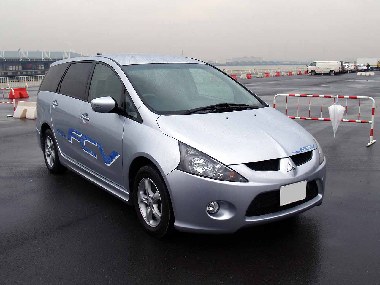 Mitsubishi Grandis