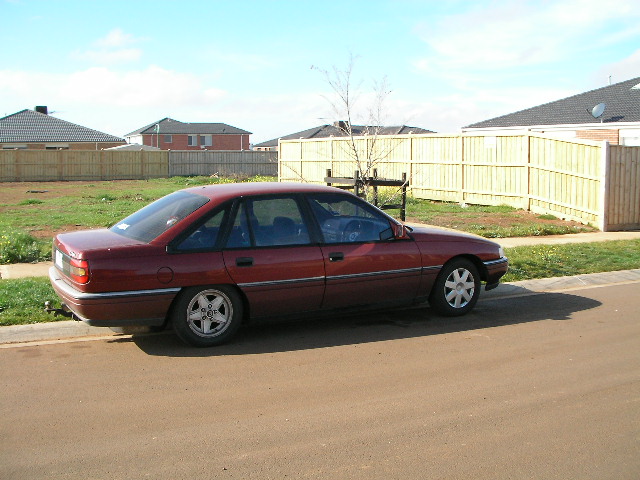 Holden Calais VN