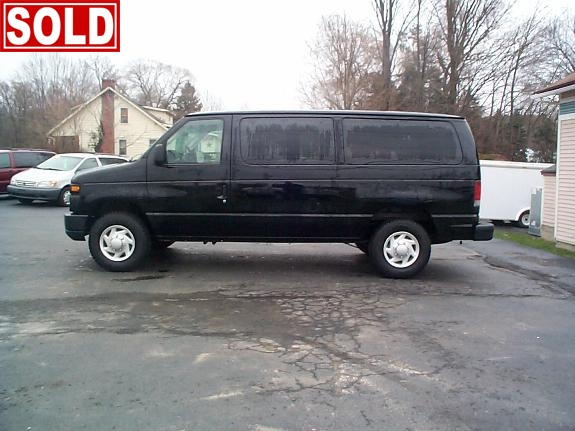 Ford E-250 XL