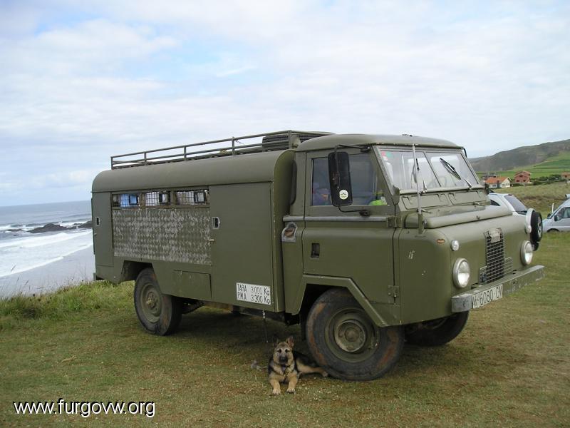 Land Rover Santana 1300