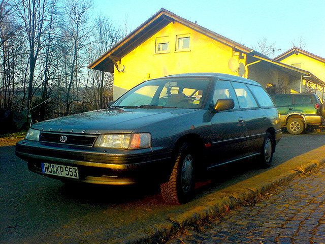 Subaru Legacy 18 GL Wagon