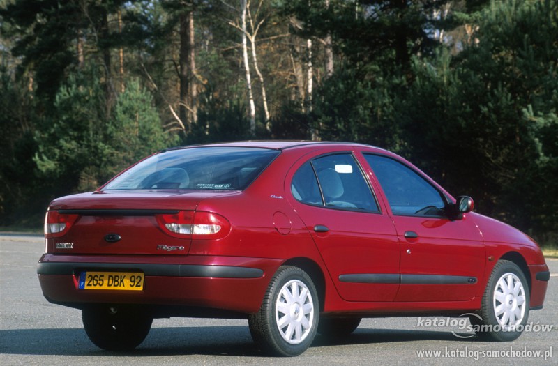 Renault Megane Classic 16-16v