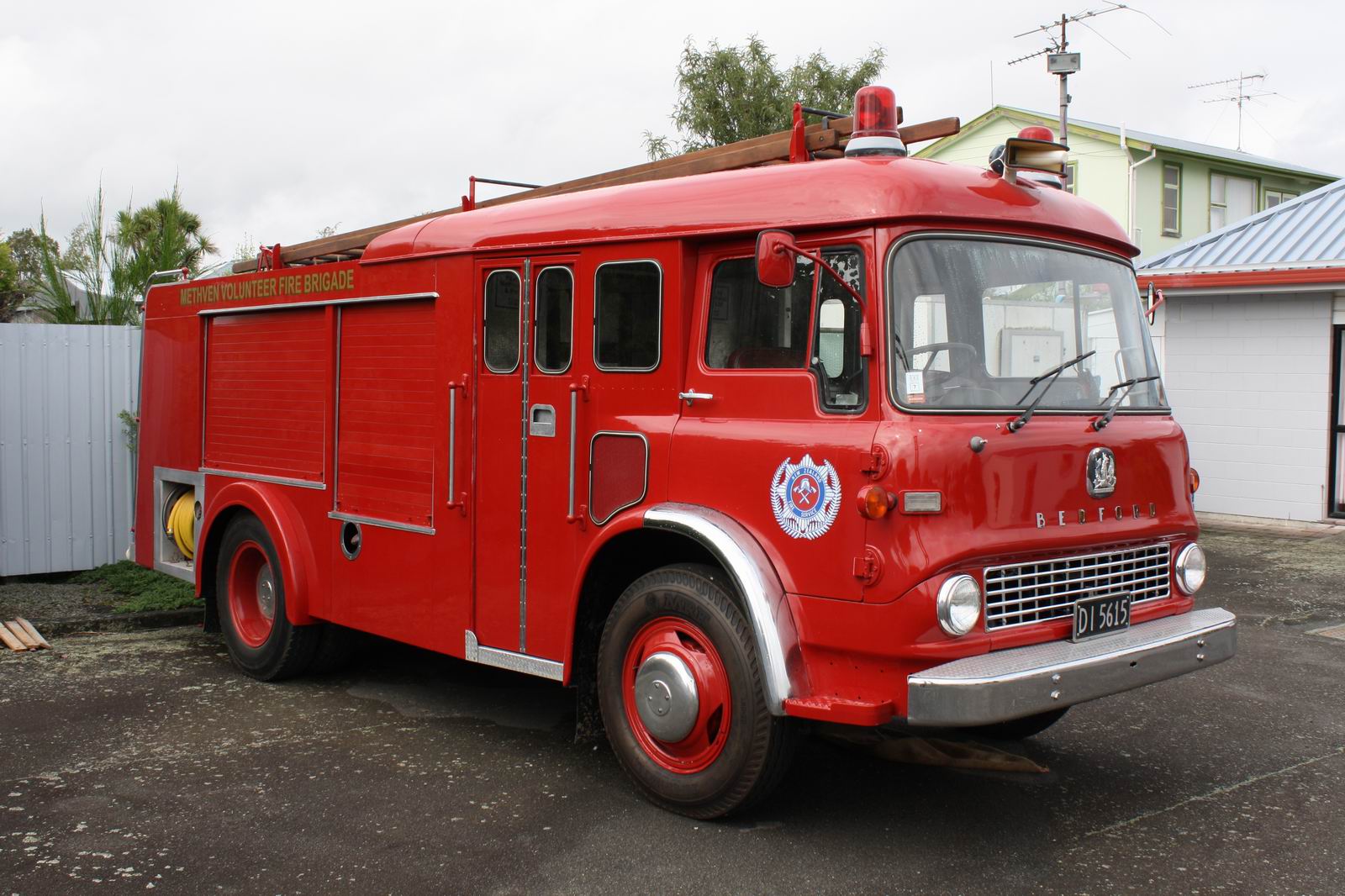 Bedford JIC2