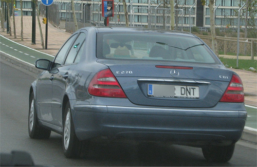 Mercedes-Benz E270