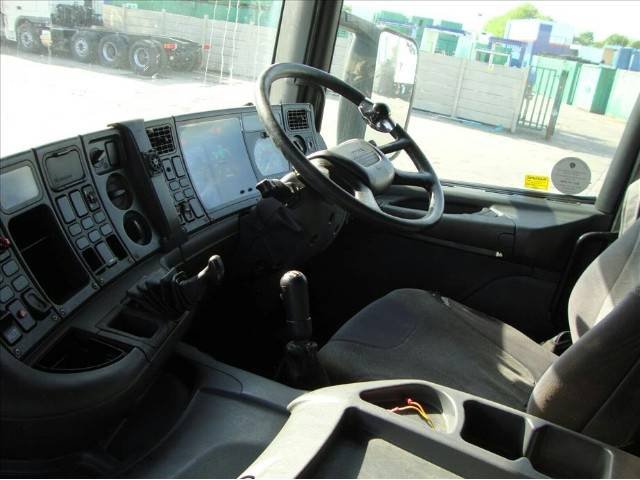 Scania P114 340