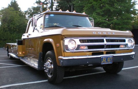 Dodge D300